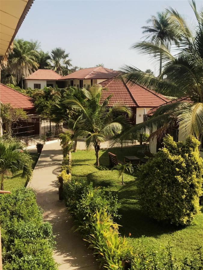 Bamboo Garden Hotel Serrekunda Esterno foto