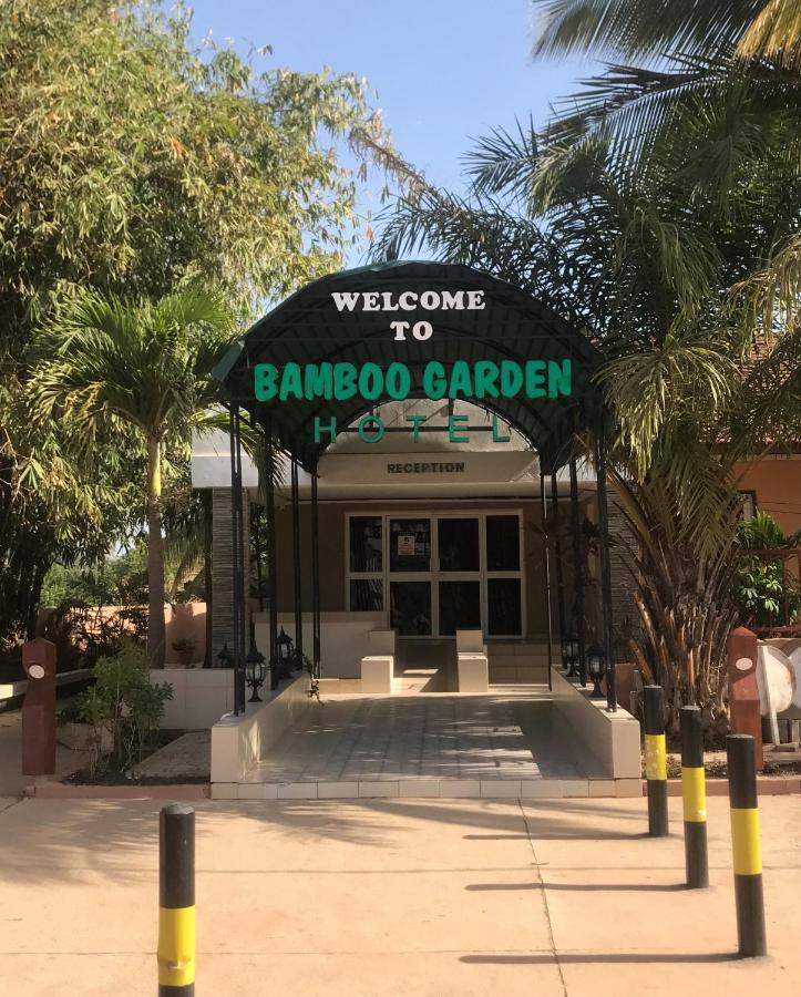 Bamboo Garden Hotel Serrekunda Esterno foto