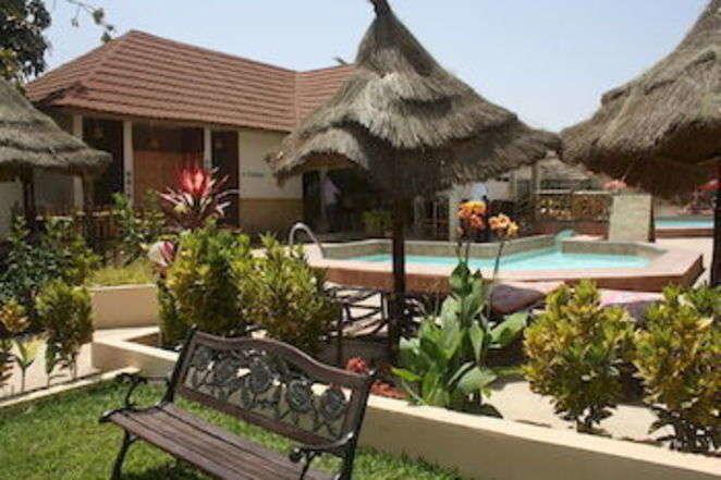 Bamboo Garden Hotel Serrekunda Esterno foto