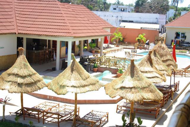 Bamboo Garden Hotel Serrekunda Esterno foto